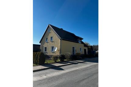 Saniertes Einfamilienhaus Neufang Steinwiesen 125qm Pelletheizung