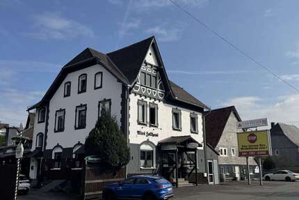 Haus zum Kaufen in Kreuztal 859.000,00 € 437 m²