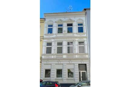 Haus zum Kaufen in Düsseldorf 1.600.000,00 € 470 m²