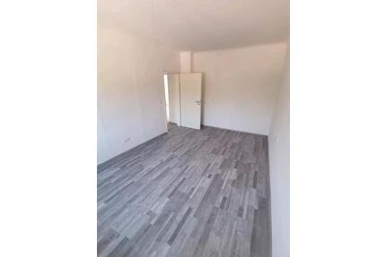 Kompakte 2 Zimmerwohnung (ca. 40m²) nähe St.Wendel +Stellplatz - Sankt Wendel