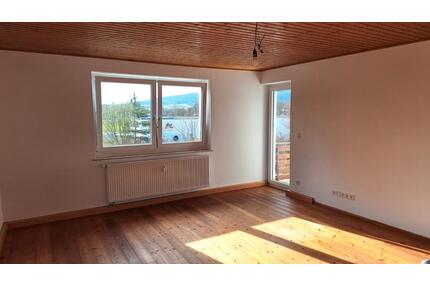 Mietwohnung - 500,00&nbsp;EUR Kaltmiete, ca.&nbsp; 91,00&nbsp;m&sup2; in Furth im Wald (PLZ: 93437)