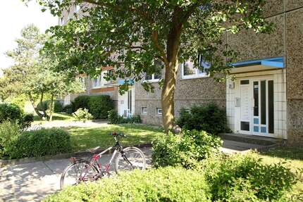 Wohnung zum Mieten in Neubrandenburg 210,00 € 46.17 m²