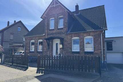 Haus zum Kaufen in Groß Ilsede 249.000,00 € 160 m²