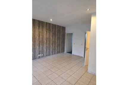 Erdgeschosswohnung mit ca. 60 m² Wohnfläche und separatem Eingang - Köln Mülheim