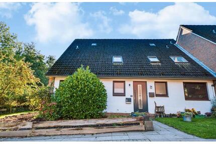 Reiheneckhaus in Bredstedt - 1.500,00&nbsp;EUR Kaltmiete, ca.&nbsp; 110,00&nbsp;m&sup2; in Bredstedt (PLZ: 25821)