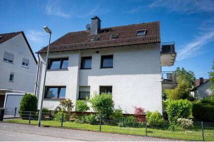 Freistehendes Mehrfamilienhaus mit 3 Wohnungen - Flörsheim am Main