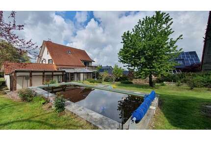 Haus zum Kaufen in Callenberg 285.000,00 € 159.38 m²
