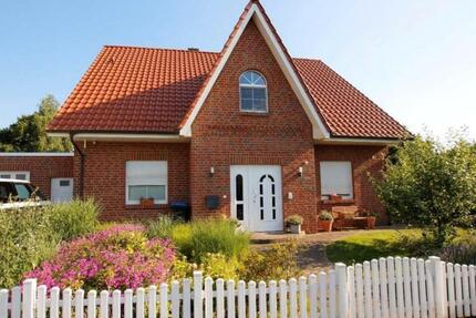 Einfamilienhaus mit 250 m² auf Eckgrundstück in Lengede