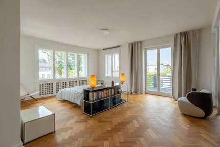 Haus zum Kaufen in Schwabach 1.290.000,00 € 340 m²