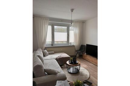 Zweiraum-Wohnung, Teilmöbliert, Meiningen