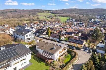 Haus zum Kaufen in Emmendingen 930.000,00 € 195 m²