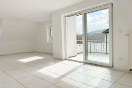 Renovierte 130qm Wohnung auf 2 Etagen in Olpe - Wenden