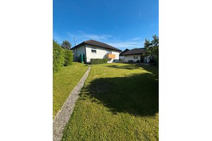 Bungalow mit 1050qm Grundstück in Schallstadt