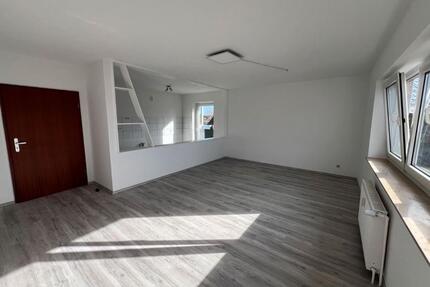 Moderne 3 Zimmer Wohnung mit Balkon in Essinghausen (Peine)