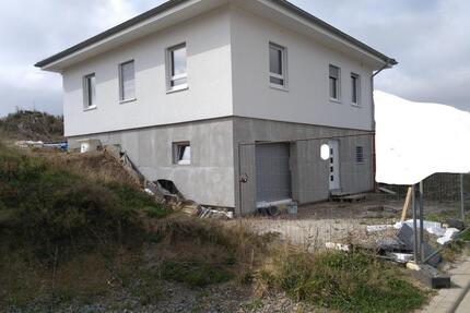 XS Bungalow, unterkellert mit innovativer Heiz- u. Belüftungstech - Hellenthal