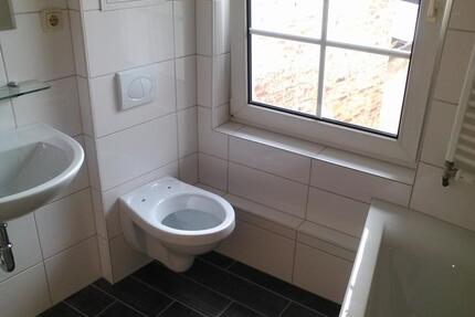 2 ZKB in Apolda, DG mit Tageslichtbad, 46 qm