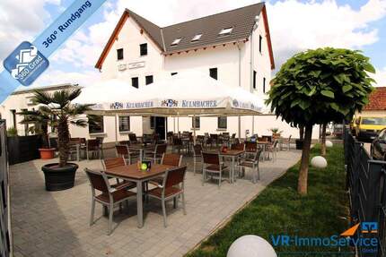 Ideal, um Wohnen und Arbeit zu verbinden: Top saniertes Wohn- und Geschäftshaus in Allersberg!