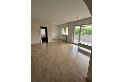 Wohnung zum Kaufen in Ottweiler 189.000,00 € 105 m²