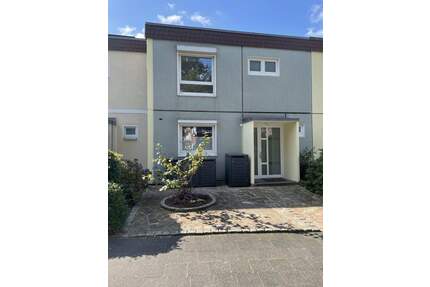 Modernisiertes Mittelreihenhaus in zentraler Lage - Reinbek