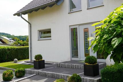 Exklusives Einfamilienhaus in traumhafter Naturlage von Merlsheim - Detmold Hiddesen