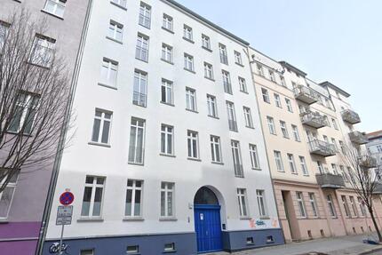 Altbauperle in Berlin-Mitte mit Balkon – saniert, top angebunden