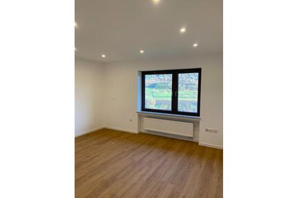 Erstbezug nach Sanierung: Gepflegtes Einfamilienhaus in Stadtproz - Stadtprozelten