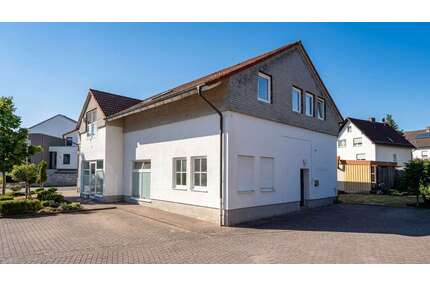 Haus zum Kaufen in Neuhof-Giesel 269.000,00 € 306 m²