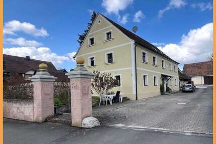 Haus zum Kaufen in Nürnberg 849.000,00 € 357 m²