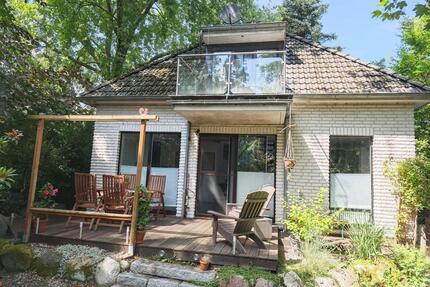 Besonderes Haus mit großem Grundstück in Oldenburg-Ofenerdiek