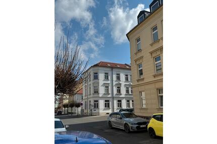 4-Raum-Wohnung 86 m² mit hohen Decken und moderne Einbauküche - Wurzen