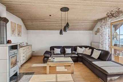Wohnung zum Kaufen in Beratzhausen 230.000,00 € 121.72 m²