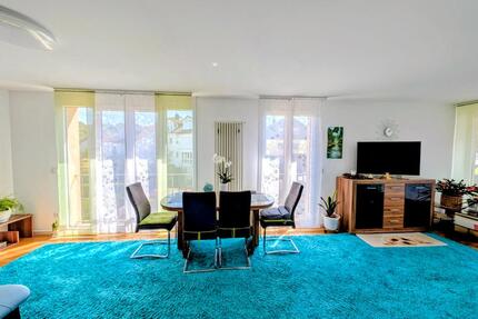 Schöne 2,5-Zimmer Wohnung mit Loggia in Niefern-Öschelbronn