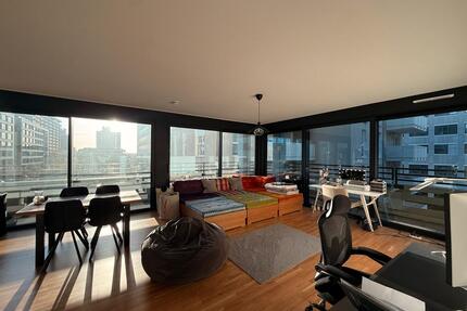 Sonnige 2-Zimmer-Wohnung in Frankfurt-Niederrad Lyoner Viertel - Frankfurt am Main