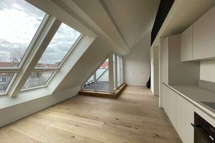 Wohnung zum Mieten in Berlin 1.273,44 € 45.48 m²