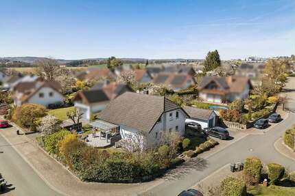 Haus zum Kaufen in Weilburg 598.000,00 € 200.13 m²