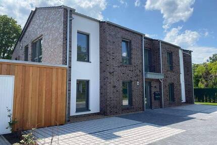 Moderne 3-Zimmer-Erdgeschosswohnung mit Garten in Rastede