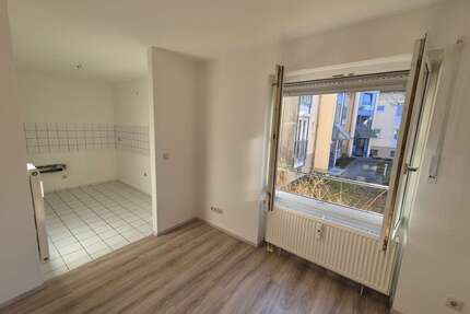 Wohnung zum Mieten in Dresden 337,85 € 35 m²