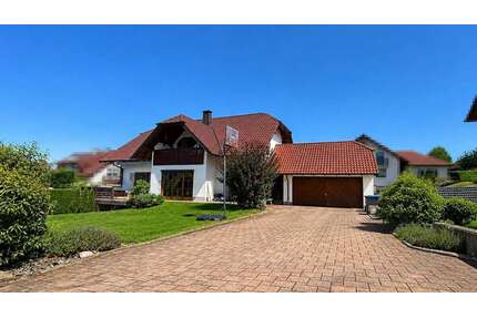 Haus zum Mieten in Winterrieden 1.800,00 € 229 m²