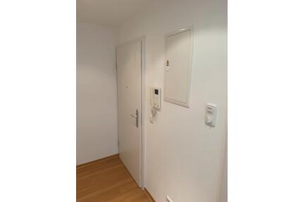 Helle und zentrale 3-Zimmer-Wohnung mit Balkon - Siegen