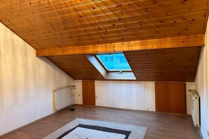 Schöne zwei Zimmer Dachgeschosswohnung - Bad Breisig