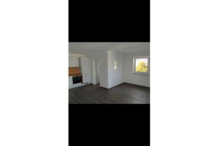 Ruhige, helle 1 ZimmerStudio Wohnung in zentraler Lage - Garching bei München