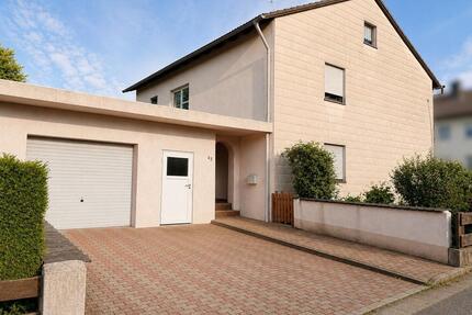 Großzügiges Einfamilienhaus auf 743 m² Grundstück - Schierling