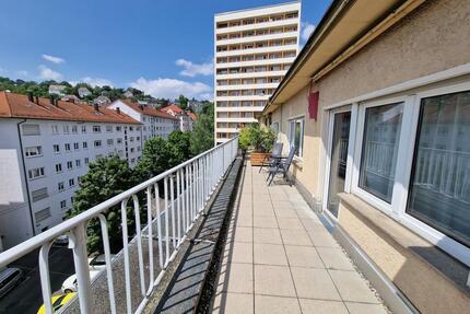 ab sofort - möblierte 2,5 Zimmer Wohnung in Stuttgart-West