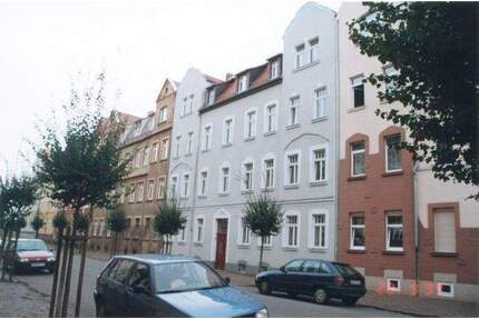 Kleine Dachgeschosswohnung mit EBK - Wurzen