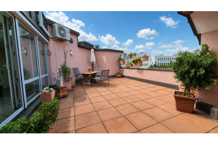 Wohnung zum Mieten in Erlangen 2.400,00 € 208 m²