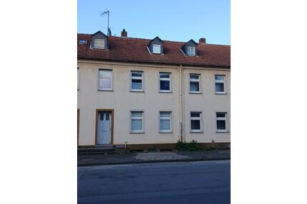 2 Häuser in Arnsberg - 200.000,00&nbsp;EUR Kaufpreis, ca.&nbsp; 100,00&nbsp;m&sup2; in Arnsberg (PLZ: 59757) Holzen