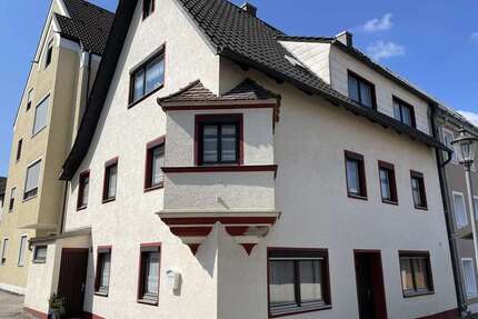 Haus zum Kaufen in Mainburg 315.000,00 € 190 m²