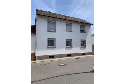 Wohnung zum Kaufen in Maxdorf 159.000,00 € 87.35 m²