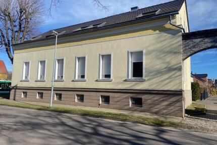 Herrenhaus mit 3 Wohneinheiten Magdeburg Pechau verkäuflich