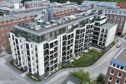 Wohnung zum Kaufen in Berlin 1.790.000,00 € 252.67 m²